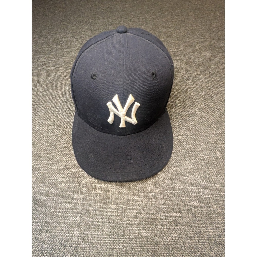 New Era 59Fifty New York Yankees Baseball Game Fitted Hat MLB Cap Size 7 1/4